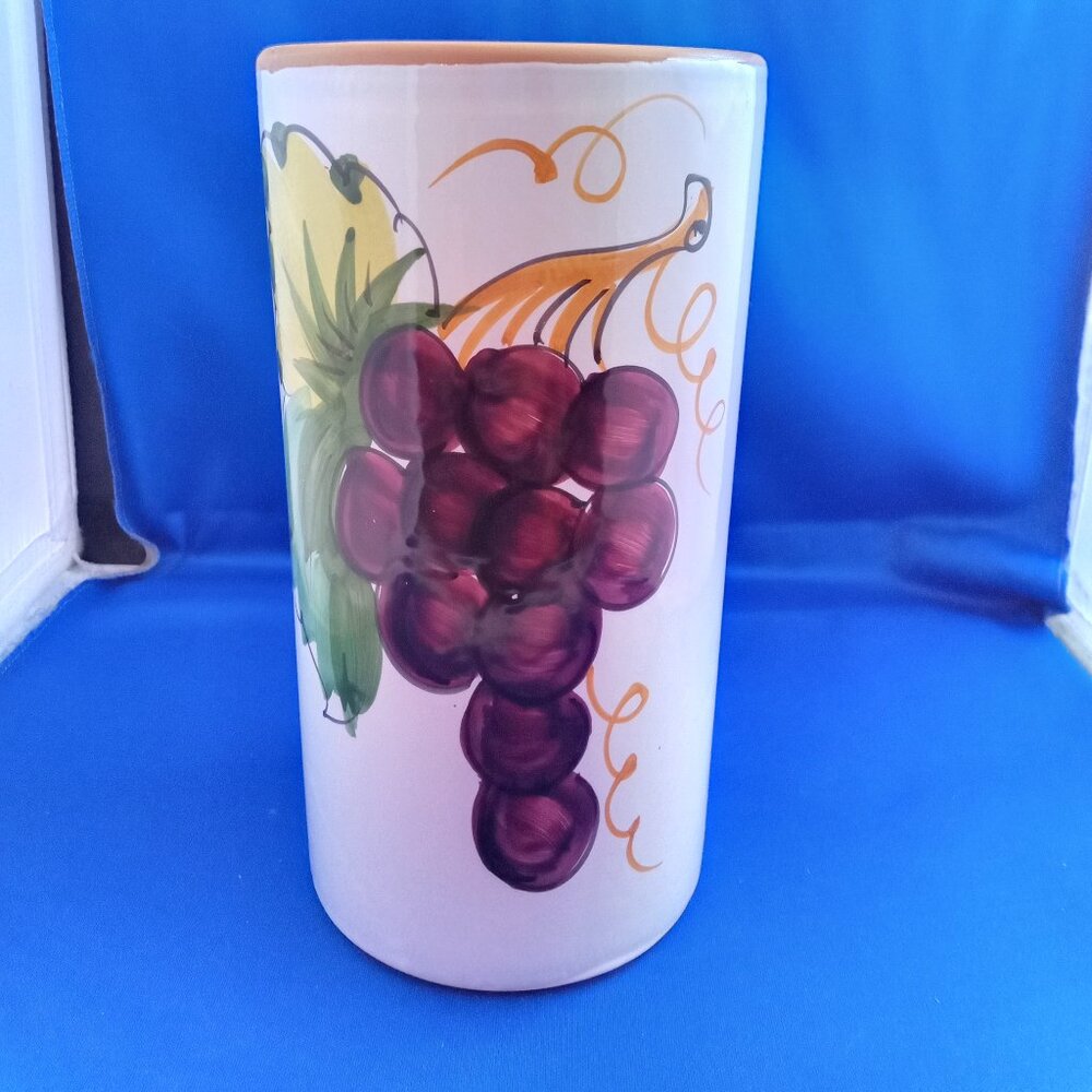 Pier One hand painted grapes ceramic utensil holder made in Italy